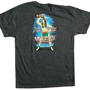 235-Hanes Woody's cocktail t-shirt
Armpit to armpit 19 in
Shoulder to hem 28 in